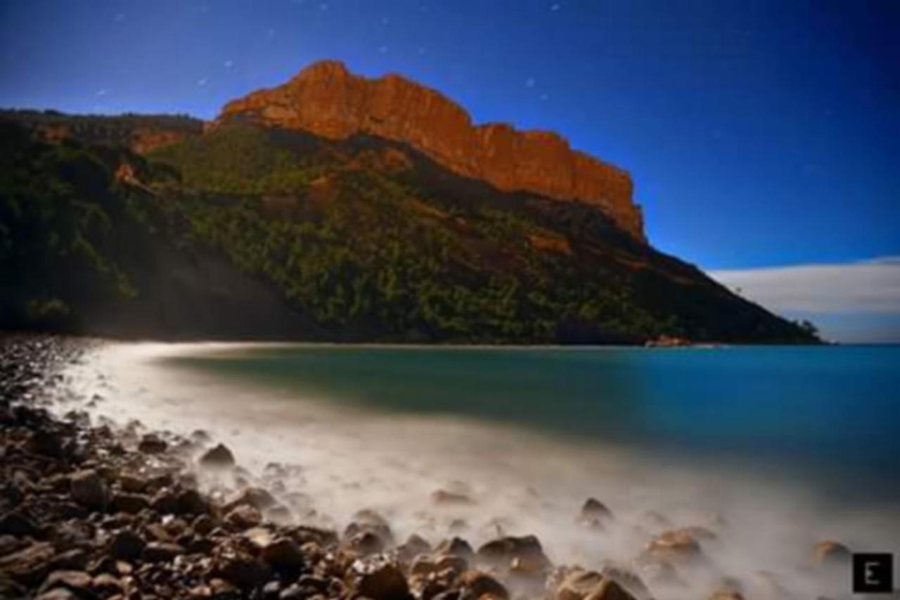 Lou Corail Cassis Esterno foto